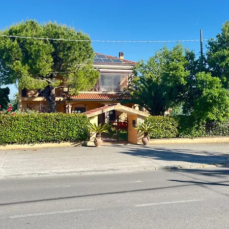 Nocleg ze śniadaniem Casa Antonella 3*